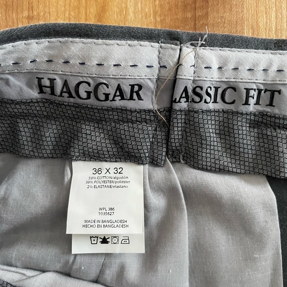 NWT Izod shorts + 3 pairs of pants. Mens 36 ONLY $10 for ALL!!! - Picture 10 of 13